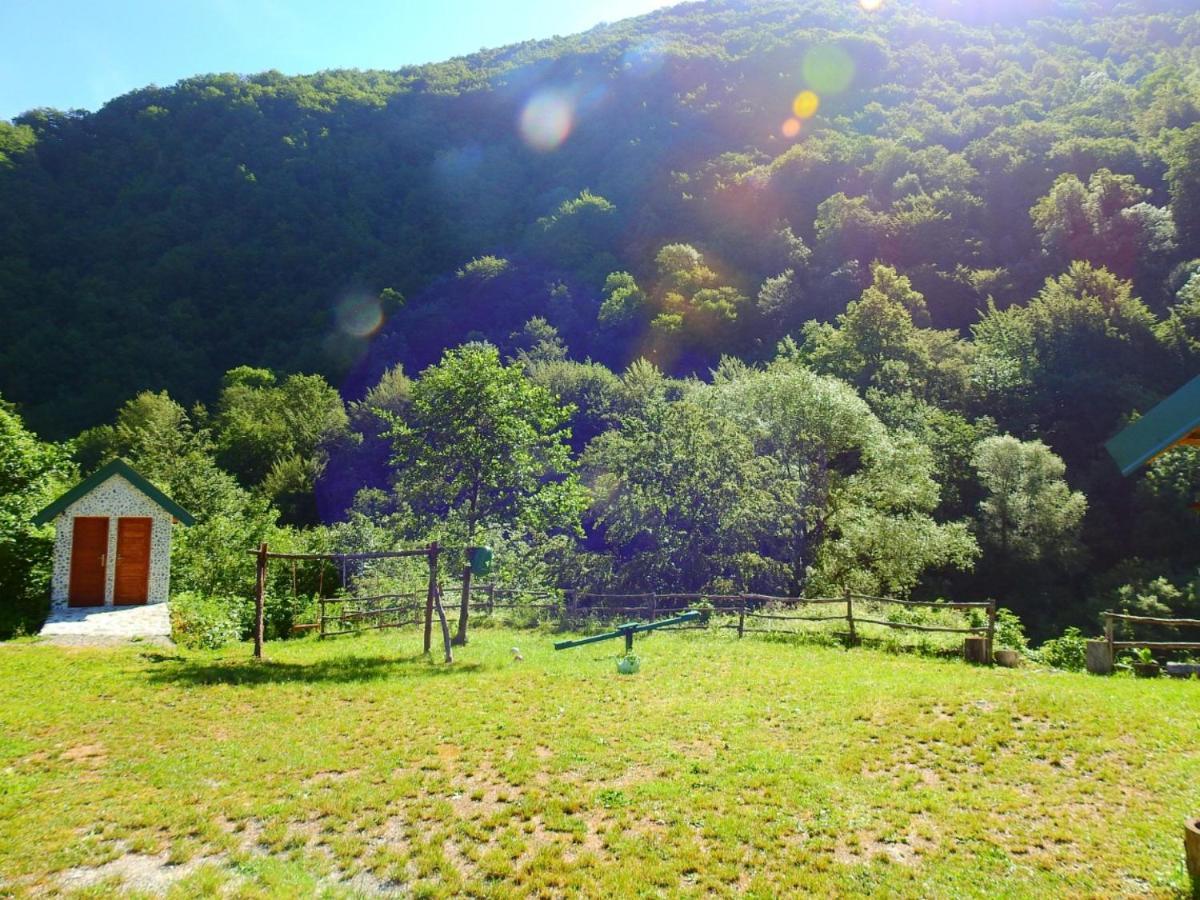 Private Accommodation Kalezic Mojkovac Luaran gambar